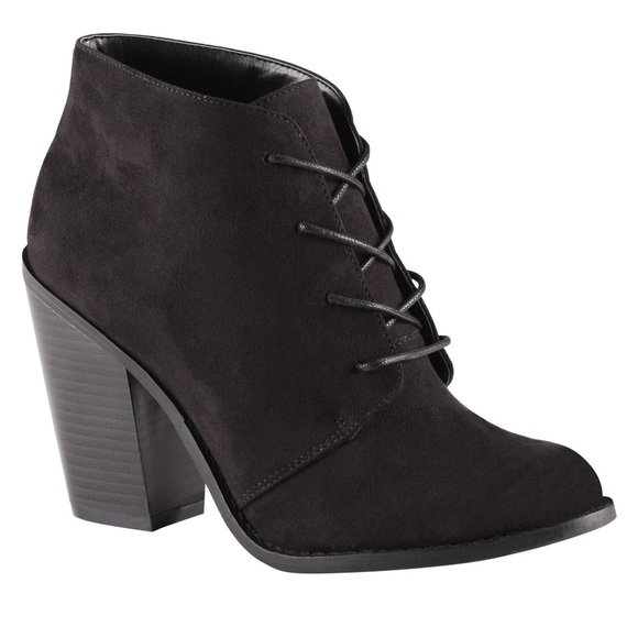 CALL IT SPRING “Borovsky” Suede Booties - Picture 2 of 8